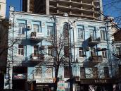 Головний фасад