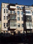 Головний фасад