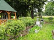 Цвинтар при православній церкві у…