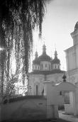 1975 р. Брама і Георгіївський собор.…