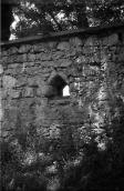 1989 р. Фрагмент муру з вікном