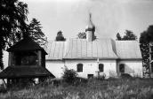 1989 р. Дзвіниця і церква. Вигляд з…
