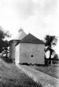 1990 р. Каплиця св.Василя і церква…