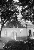 1990 р. Дзвіниця і церква. Вигляд з…