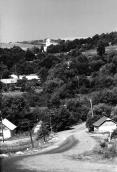 1990 р. Вид села з церквою