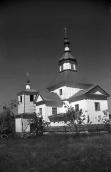 1993 р. Дзвіниця і церква. Вигляд з…
