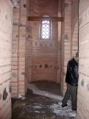 2005 р. Східна нава. Сніг на підлозі