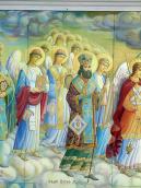 Ліва група ангелів і митрополит Петро…