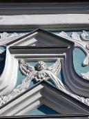 Скульптурний декор (4-й від лівого…