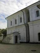 2005 р. Льох і південний фасад будинку…