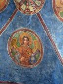 Ангел в медальйоні (західний сектор)