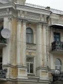 Фрагмент фасаду по вул.Ярославів Вал