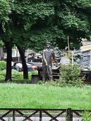 2007 р. Загальний вигляд на тлі скверу