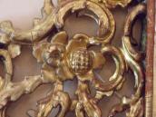 Різьблення верхньої частини лівої стулки