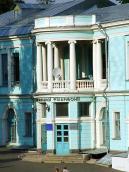 Головний вхід