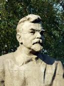 Півпостать