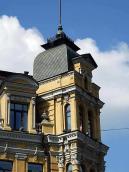 2007 р. 4-й поверх наріжного еркера