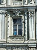 Середній різаліт, 2-й поверх