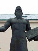 Півпостать