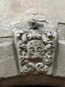 Замковий камінь