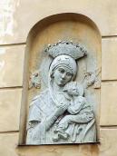 Рельєф св.Марії Сніжної