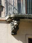 Кронштейн балкону