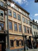 Архієпископський палац (№ 9)