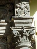 Капітель колони 5 і консоль 10…