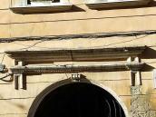 Перемичка порталу