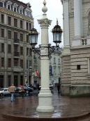 2007 р. Ліхтар перед головним фасадом