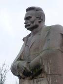 Півпостать