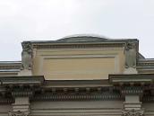 Фронтон торцевого фасаду