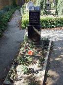 Могила ігумена Юстина (+1790)