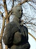 Півпостать