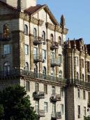 Фрагмент фасаду по Хрещатику