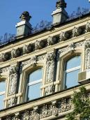 Вікна верхнього поверху