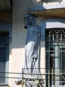 Ліва скульптура