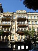 2008 р. Фрагмент головного фасаду