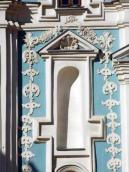 Рельєфний декор ніші