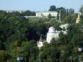 Нижній двір