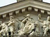 Центральна частина тимпану