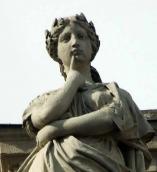 Півпостать