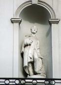 Скульптура Ю.Словацького в ніші 2-го…