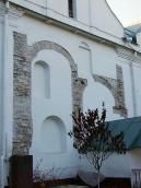 Фрагмент фасаду із зондажами