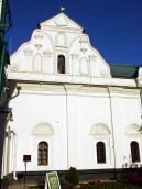 Північні прясла з фронтоном 1