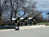 2008 р. Гармати ЗИС-3 на головній алеї