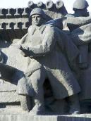 Боєць з ручним кулеметом