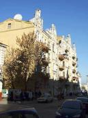 2008 р. Будинки № 2в (зліва) і 2б…