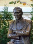 Півпостать