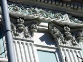 Капітелі пілястр композитного ордера